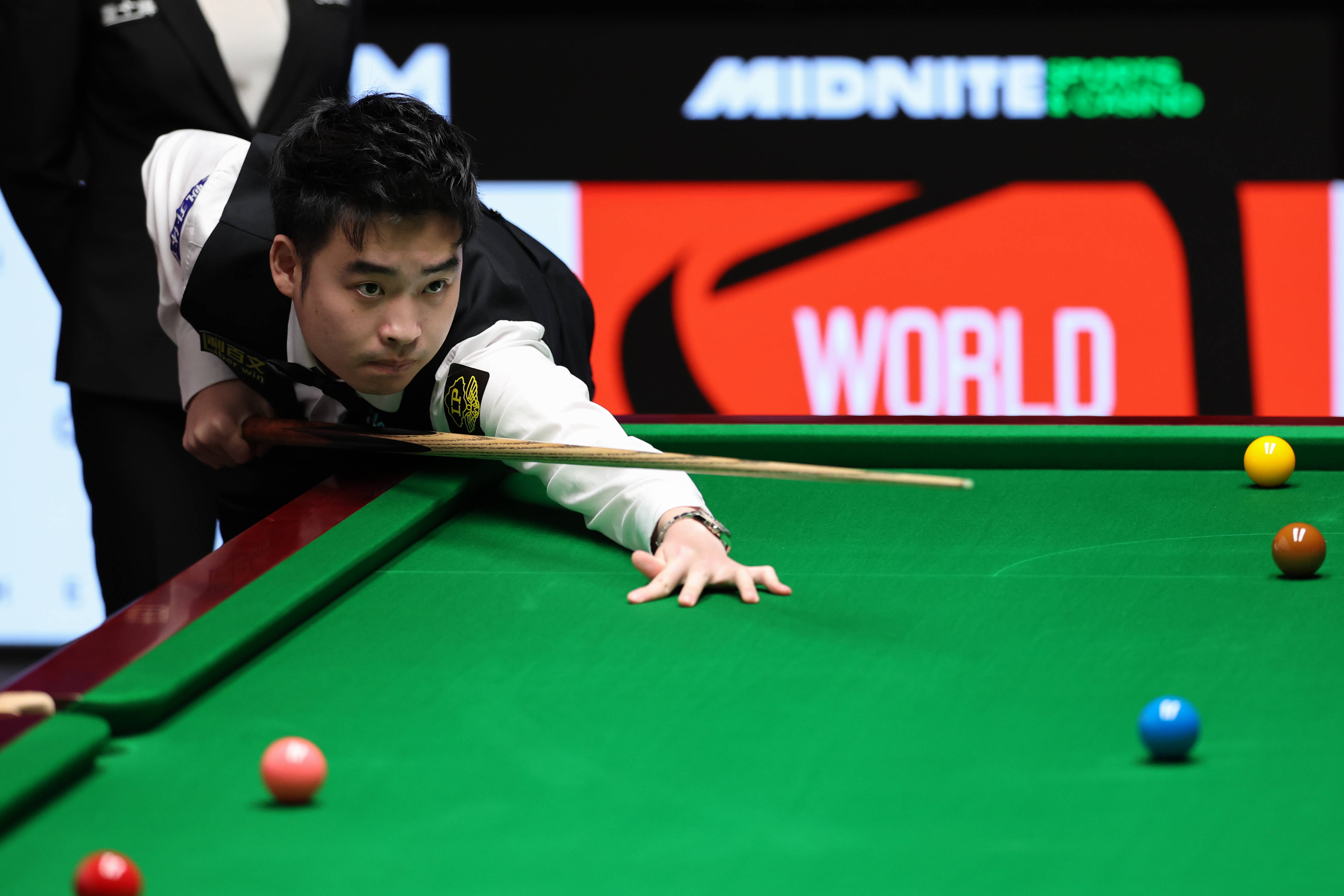 同时曹一排 同时曹一排