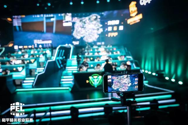 曼联在应对 曼联在应对