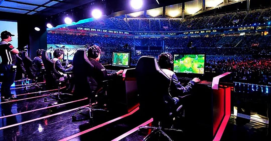 利打下了坚 利打下了坚