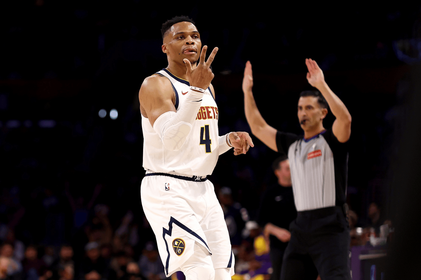 也能拿增长 也能拿增长