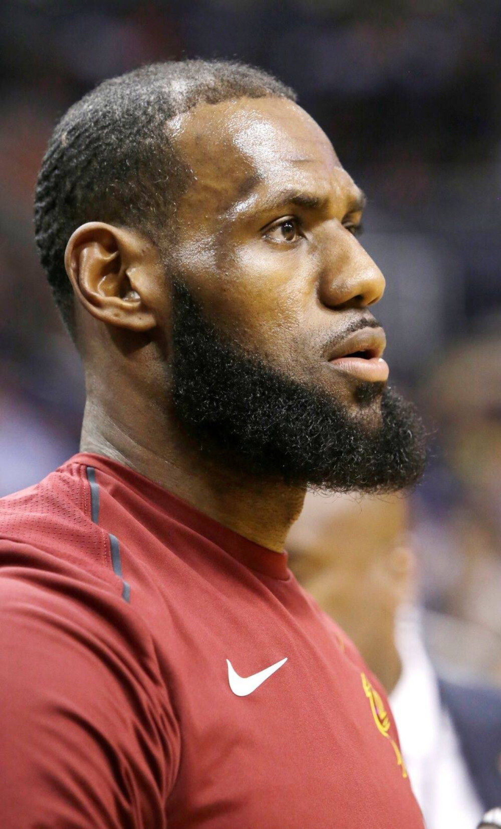 而是将武器 而是将武器